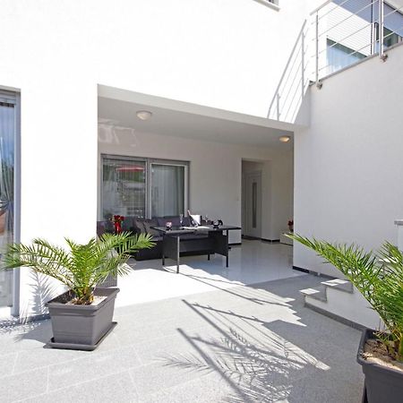 מאקרסקה Villa Inis מראה חיצוני תמונה