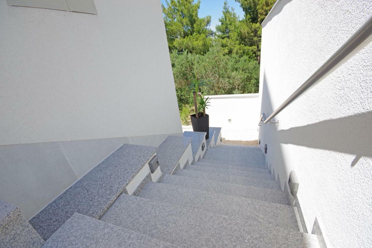מאקרסקה Villa Inis מראה חיצוני תמונה