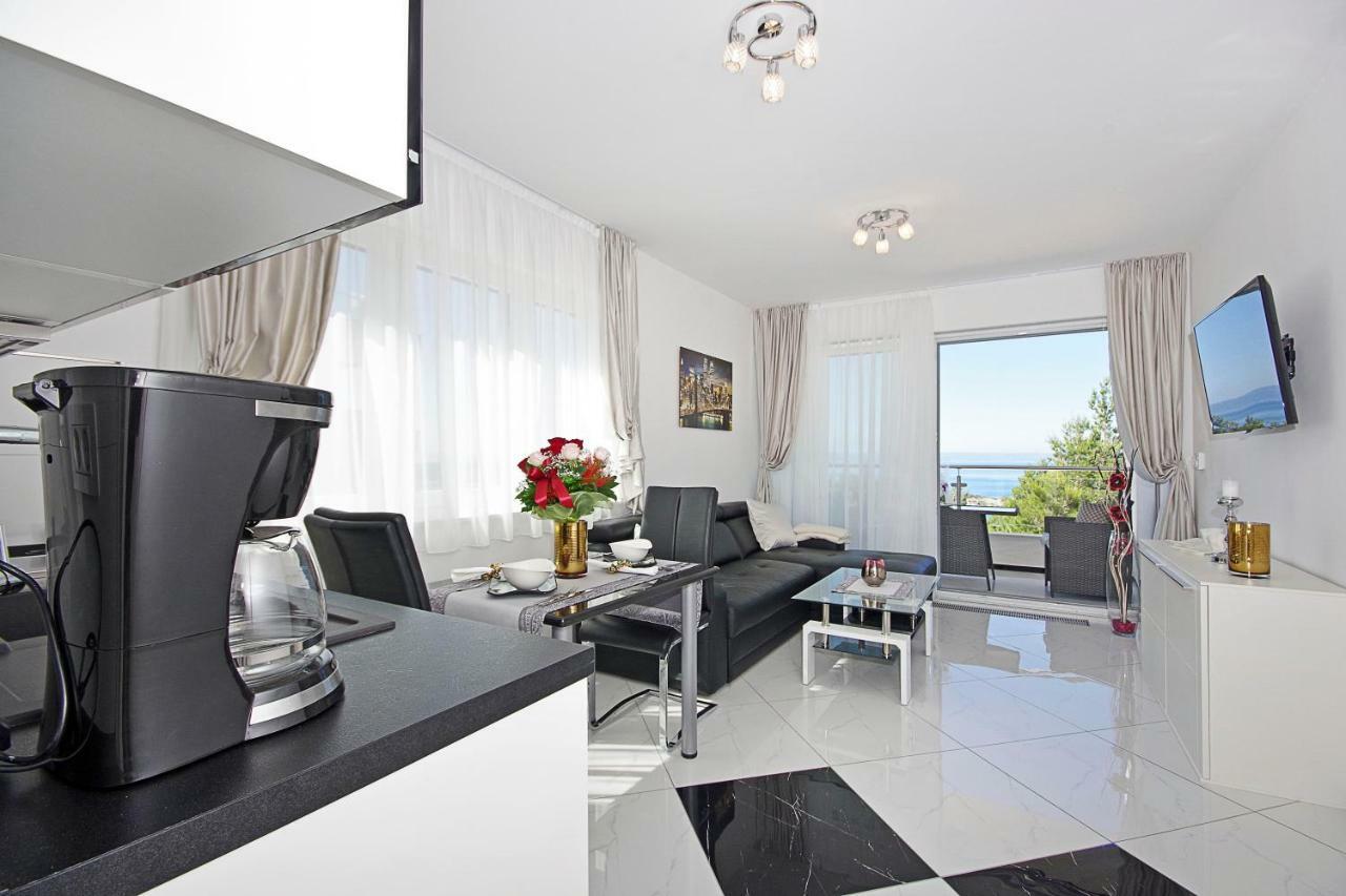 מאקרסקה Villa Inis מראה חיצוני תמונה