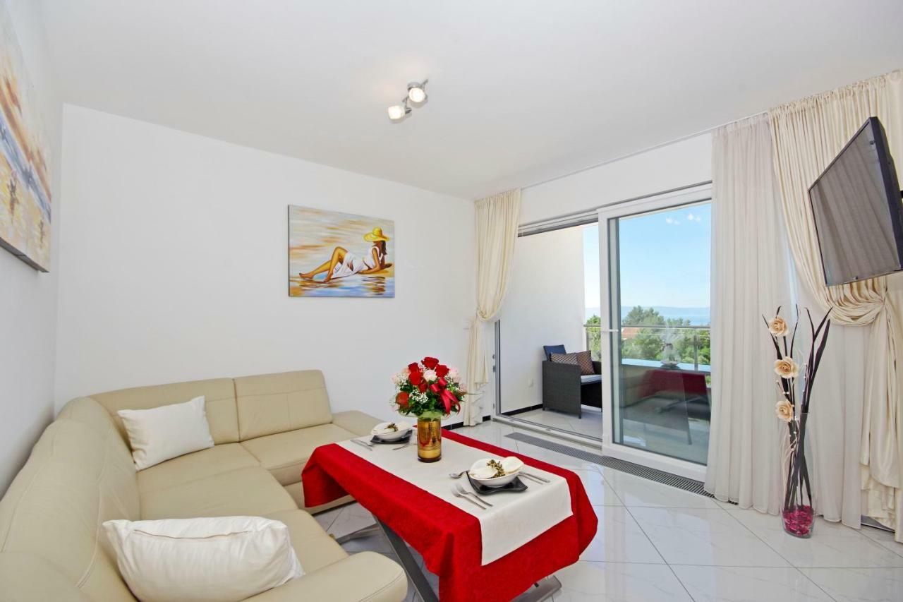 מאקרסקה Villa Inis מראה חיצוני תמונה