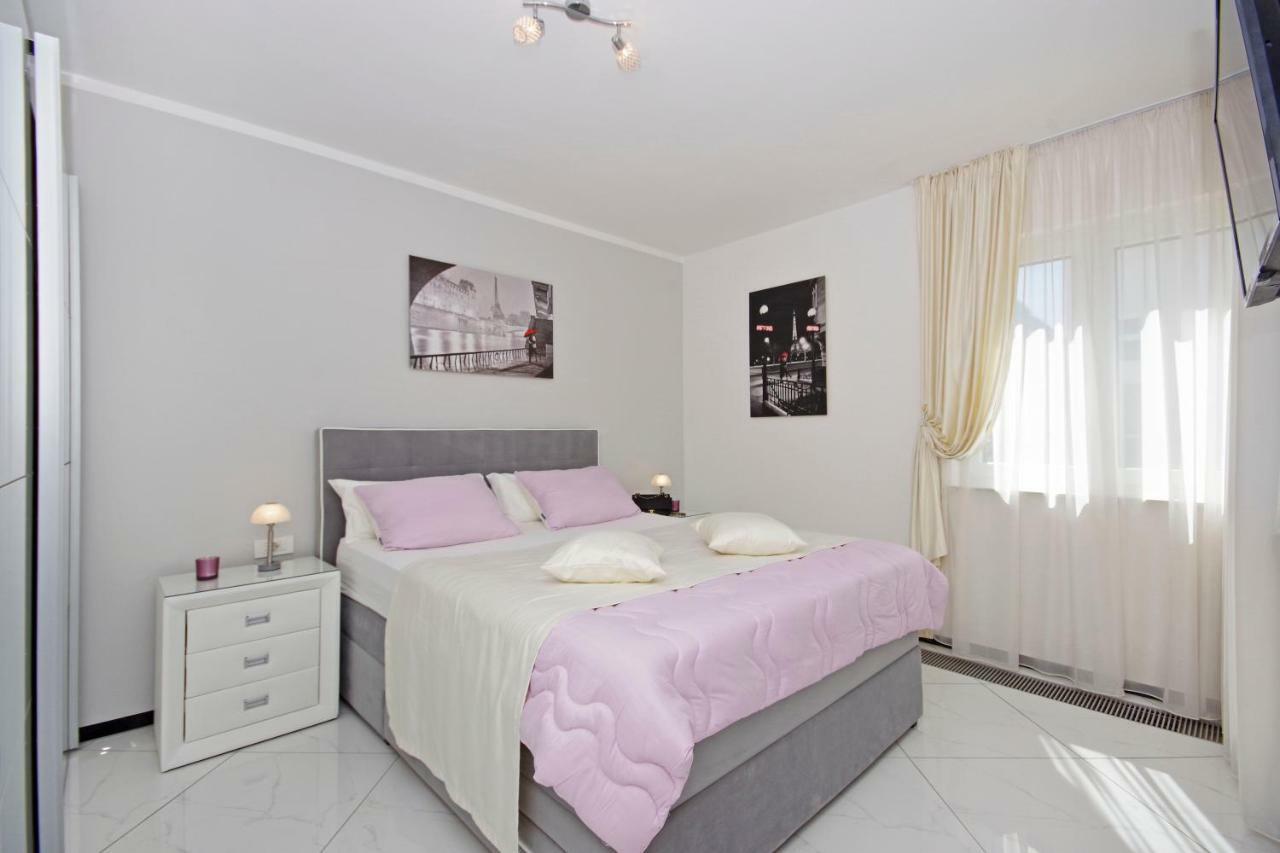 מאקרסקה Villa Inis מראה חיצוני תמונה