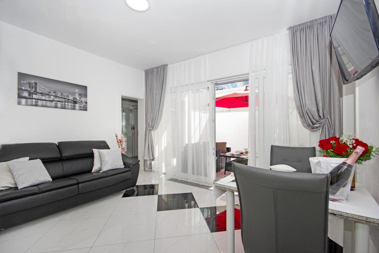 מאקרסקה Villa Inis מראה חיצוני תמונה